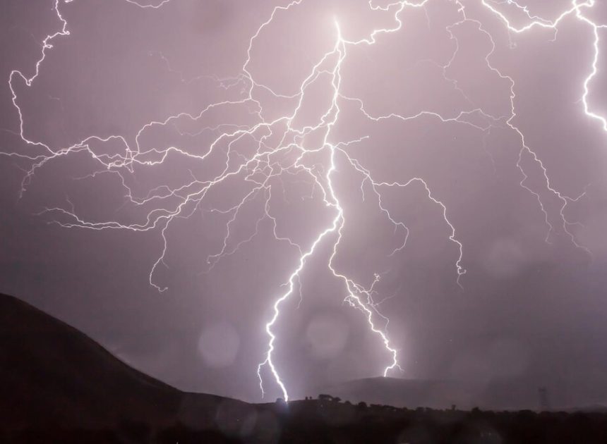 Acabamos de medir el rayo más largo jamás registrado en la Tierra: 829 kilómetros de espectacular descarga eléctrica